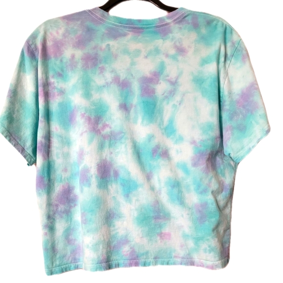 "Only You Can Prevent Wildfires" Tie-Dye Cropped t-sh - Picture 4 of 7